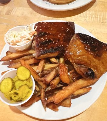 Common Pub Detroit by null