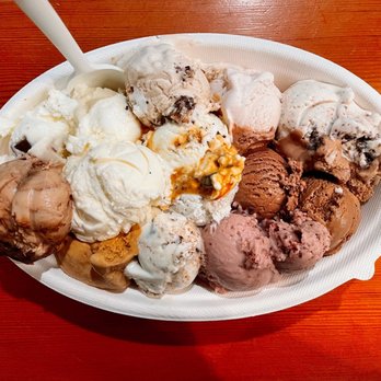 Molly Moon's Homemade Ice Cream - Ice Cream Flight - Ice Cream & Frozen Yogurt Near Me - Seattle, Washington Molly Moon's Homemade Ice Cream - Ice Cream Flight - Ice Cream & Frozen Yogurt Near Me - Seattle, Washington