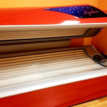 Tropical Tan - Silver Lake - Red light therapy bed. Colorful and fun! - Tanning Beds Near Me - Everett, Washington Tropical Tan - Silver Lake - Red light therapy bed. Colorful and fun! - Tanning Beds Near Me - Everett, Washington