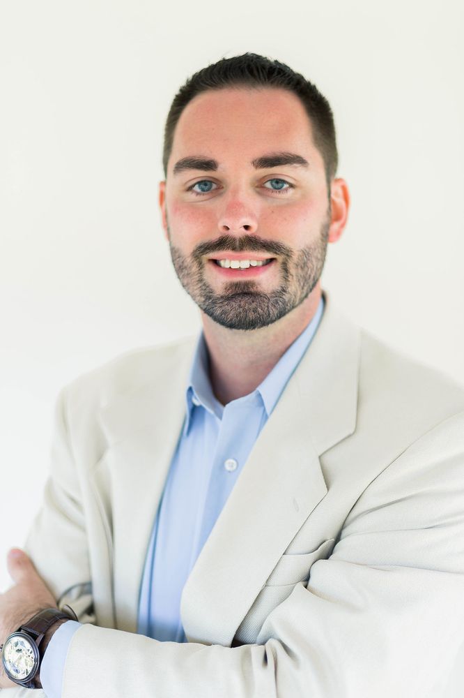 TOMASZ BIELENINRE/MAX AGENCY ONE Updated June 2024 301 S Ferdon