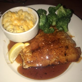 O'Charley's Restaurant & Bar - Atlantic salmon with bourbon glaze, broccoli, and Mac and cheese - American Near Me - Austell, Georgia O'Charley's Restaurant & Bar - Atlantic salmon with bourbon glaze, broccoli, and Mac and cheese - American Near Me - Austell, Georgia