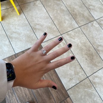 Luray Nails - Gel mani - Nail Salons Near Me - Vienna, Virginia