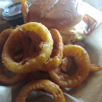 Streetcar Kitchen & Pub - American Near Me - Carlton, Minnesota