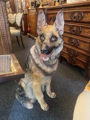 Moss Antiques by null