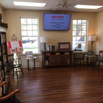 Scarlet And Grey - Reading nook - Bookstores Near Me - Montgomery, Alabama