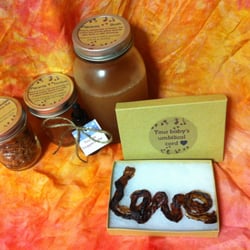 Homestead Homebirth - Placenta package: Capsules, tincture, broth, and Love umbilical cord keepsake