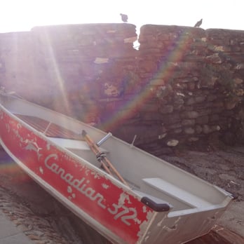 Comune Di Manarola - Canadian Boat - Landmarks & Historical Buildings Near Me