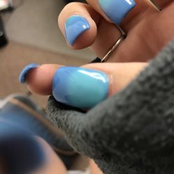 Lexi Nails - Cut on my pink the skin right number my nail Part 1.