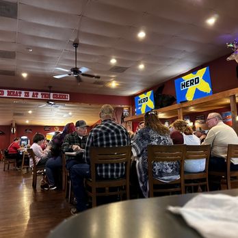 Timber Creek - people sitting at tables in a restaurant - Bars Near Me - Louisburg, Kansas Timber Creek - people sitting at tables in a restaurant - Bars Near Me - Louisburg, Kansas