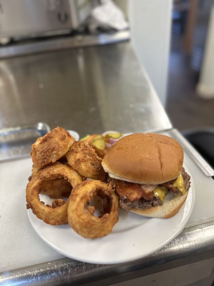 SOUTH FORK BAR AND GRILL CLOSED Updated July 2024 17 Photos 120