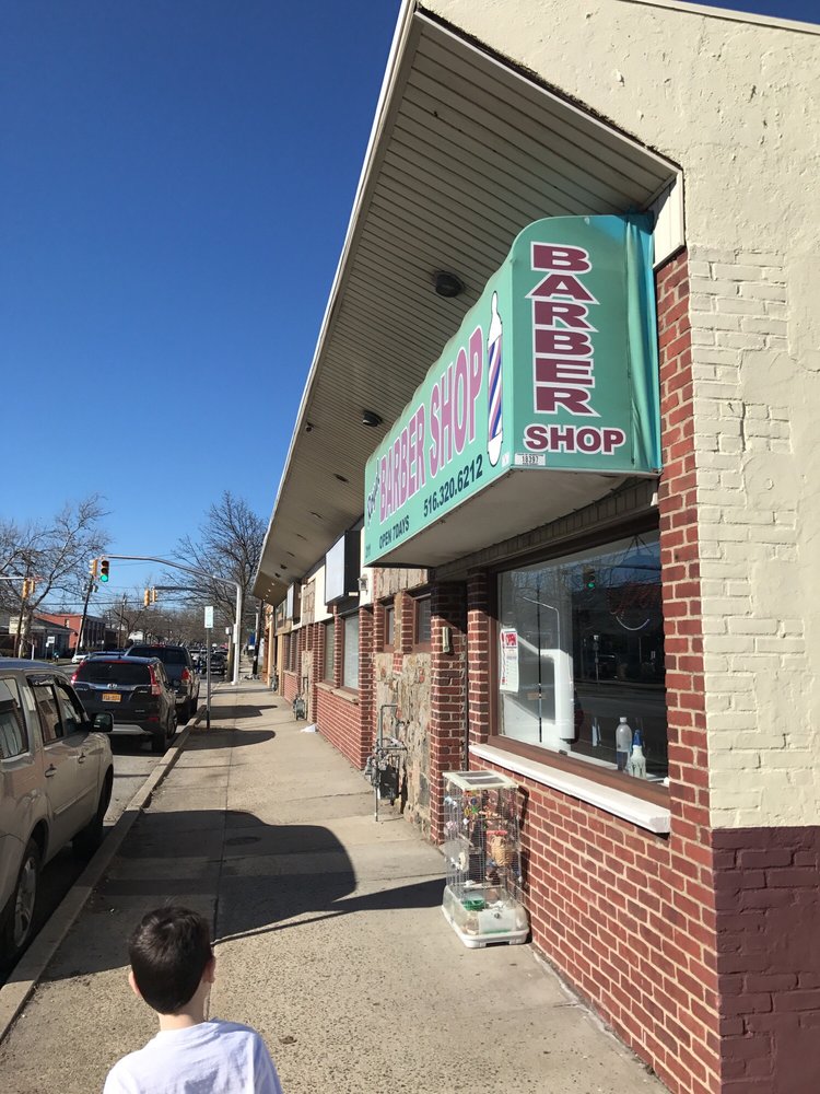 ROYAL BARBER SHOP Updated September 2024 2111 Bellmore Ave