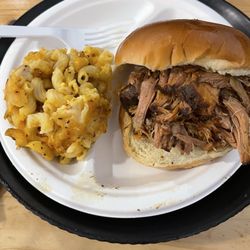 Woodshed BBQ House - Pulled pork Pulled Pork Sandwich Plate w/mac and cheese