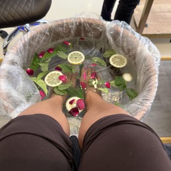 Beau Den Spa & Nails - Icy Refresh Pedi with herbs, citrus, and rose petals. - Nail Salons Near Me - Concord, California Beau Den Spa & Nails - Icy Refresh Pedi with herbs, citrus, and rose petals. - Nail Salons Near Me - Concord, California