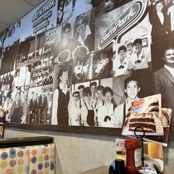 Eat'n Park - Wall pics of history - American Near Me - Uniontown, Pennsylvania