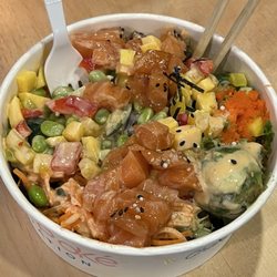 Le Poké Station - Salmon bol  chef's choice