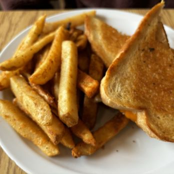 Floyd’s Diner James Bay - Grilled cheese - Breakfast & Brunch Near Me - Victoria, British Columbia Floyd’s Diner James Bay - Grilled cheese - Breakfast & Brunch Near Me - Victoria, British Columbia