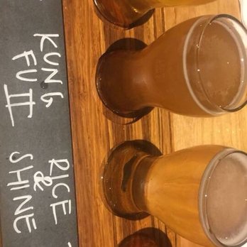 Hopstix - Breweries Near Me - Chamblee, Georgia