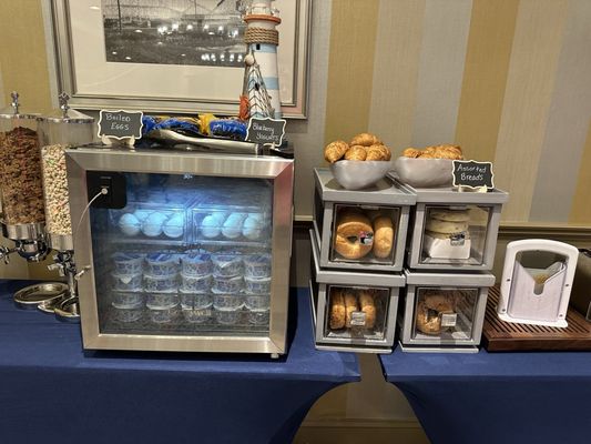 Newport Beach Hotel & Suites by null