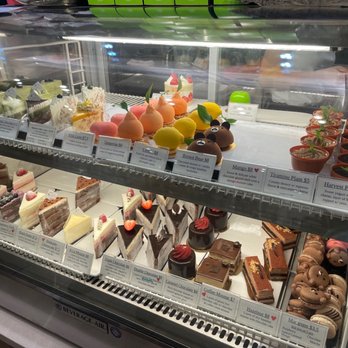 A La Mousse - Dessert options! - Desserts Near Me - Philadelphia, Pennsylvania