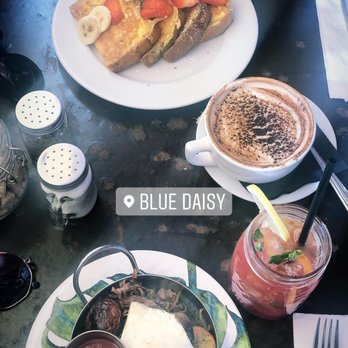 Blue Daisy - French toast, Turkish latte, sunrise (orange juice and cranberry juice) and pulled pork hash - Creperies Near Me - Santa Monica, California