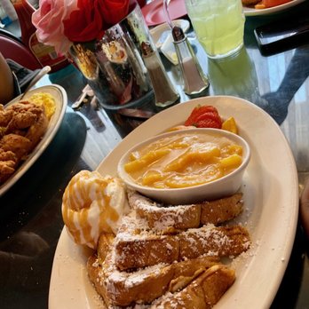 Flavor Table - Peach cobbler French toast - Cajun/Creole Near Me - Los Angeles, California Flavor Table - Peach cobbler French toast - Cajun/Creole Near Me - Los Angeles, California