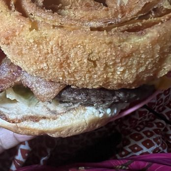 Bobo's Hamburgers - Where do these ginormous onions come from to make these fire onion rings??? - Burgers Near Me - Pacoima, California
