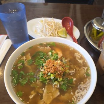 Phnom Penh Noodle Shack - Phnom Penh Special - Cambodian Near Me - Long Beach, California