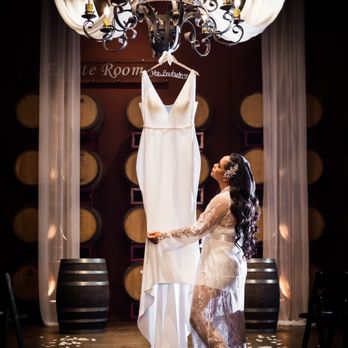 Luxury Alterations - Wedding dress, crepe style dress, bride - Sewing & Alterations Near Me - Tarzana, California