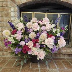 Celan Flowers & Gift Shop