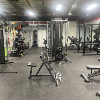 AhvariFitness - New home in Skypark Circle - Trainers Near Me - Irvine, California AhvariFitness - New home in Skypark Circle - Trainers Near Me - Irvine, California