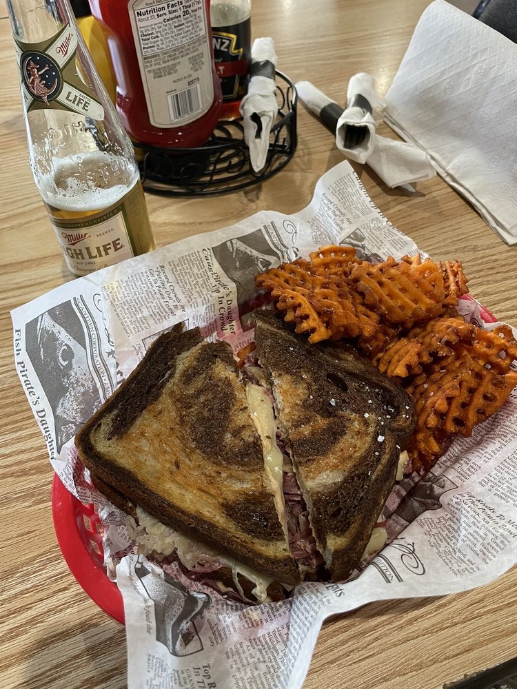 Miles Bar N' Grill Logo