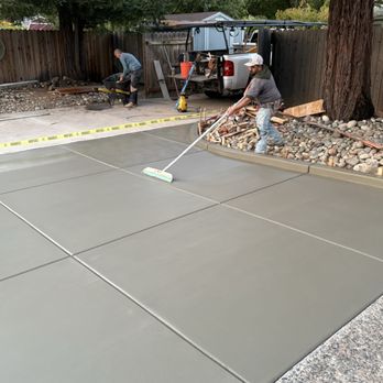 ClearView Builders - Finishing a driveway - Patio Coverings Near Me
