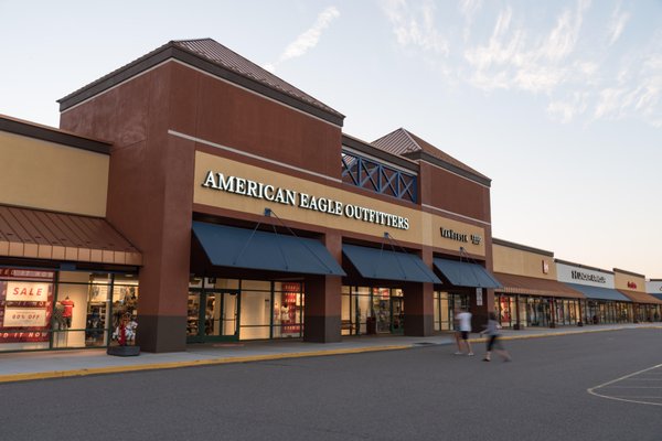 Albertville Premium Outlets by null
