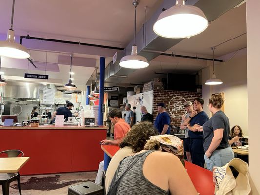 Zee's Pizzeria by null
