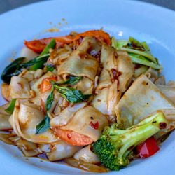 Bodhi Federal Hill - Drunken noodles