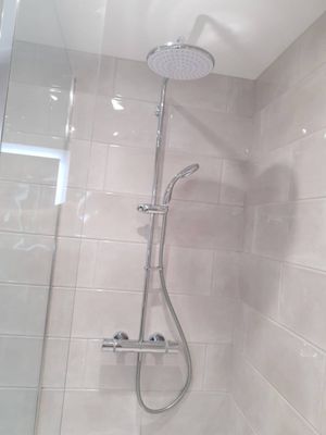 Valve 24 Hour Plumber Logo