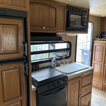Killer Clean - this RV needed a little TLC to the walls, and the roof to get rid of the stain from smoking. We gave it a great deep clean. - Home Cleaning Near Me