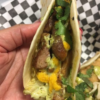 Latin Fixin's - Peruvian Chicken Taco - Food Trucks Near Me - Doral, Florida Latin Fixin's - Peruvian Chicken Taco - Food Trucks Near Me - Doral, Florida