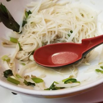 Pho VT - Too much noodles takes away from the balance of pho - Vietnamese Near Me - Los Angeles, California