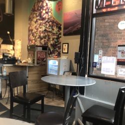 Bryn Mawr Pizza & Deli - Pizza joint