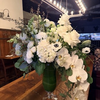 Elizabeth's Flowers - Florists Near Me - San Francisco, California