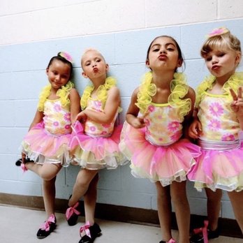 A Dancers Pointe - Performing Arts Near Me - Apple Valley, California