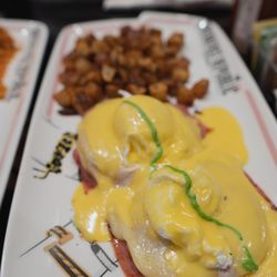 Breakfast Republic - Cluck Madame Benedict