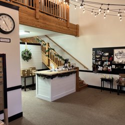 The Corner Post is your one-stop solution for all your shipping and mailbox (po box) rental services. We are located in Four Corners area!