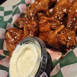Floridino's Italian Kitchen - Bbq wings breaded