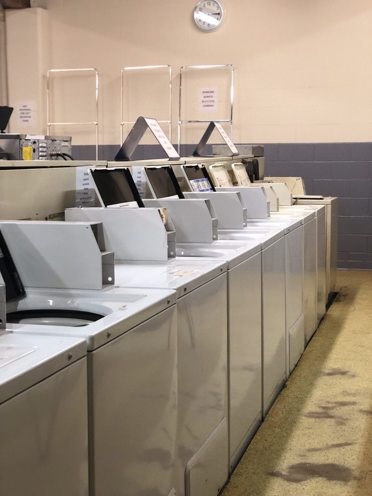 Laundromat STATE ST LAUNDROMAT 16 Photos 2515 State St, Salem
