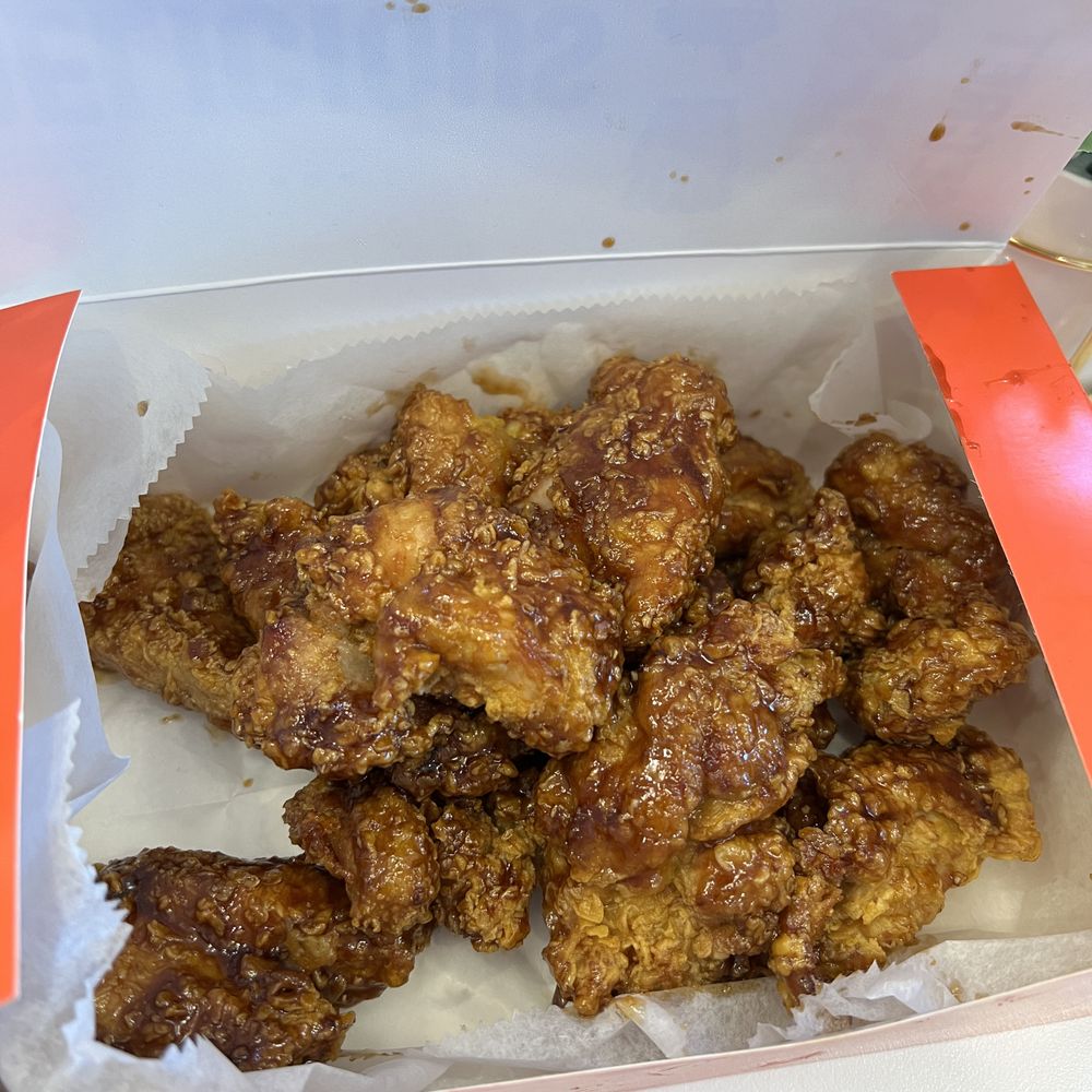 Tsaocaa - Richmond - 10-piece boneless fried chicken (honey garlic) - Bubble Tea Near Me - Richmond, Virginia Tsaocaa - Richmond - 10-piece boneless fried chicken (honey garlic) - Bubble Tea Near Me - Richmond, Virginia