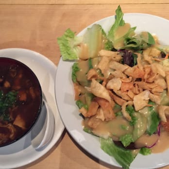 Wokcano - Soup and salad came with the Sushi Deluxe. - Chinese Near Me - Valencia, California