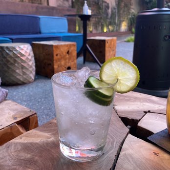 insideOUT - Let the evening be-Gin - Lounges Near Me - San Diego, California