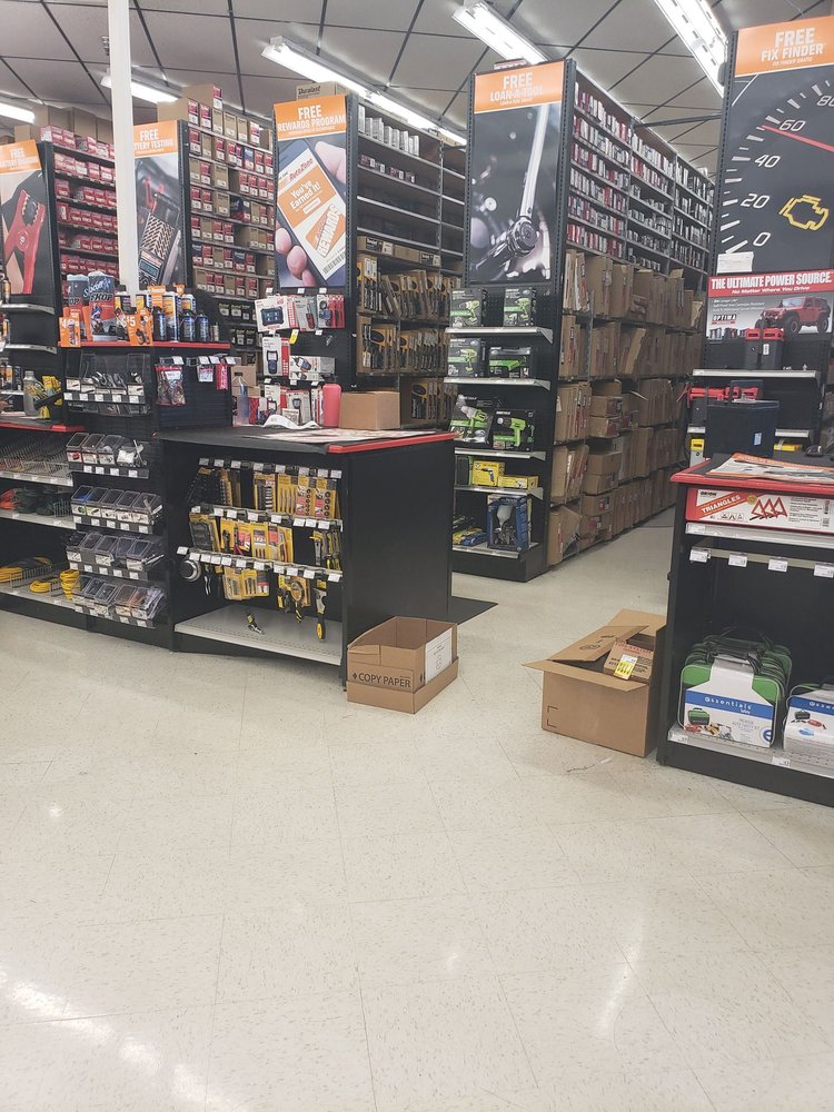AUTOZONE AUTO PARTS Updated August 2024 11 Photos & 19 Reviews